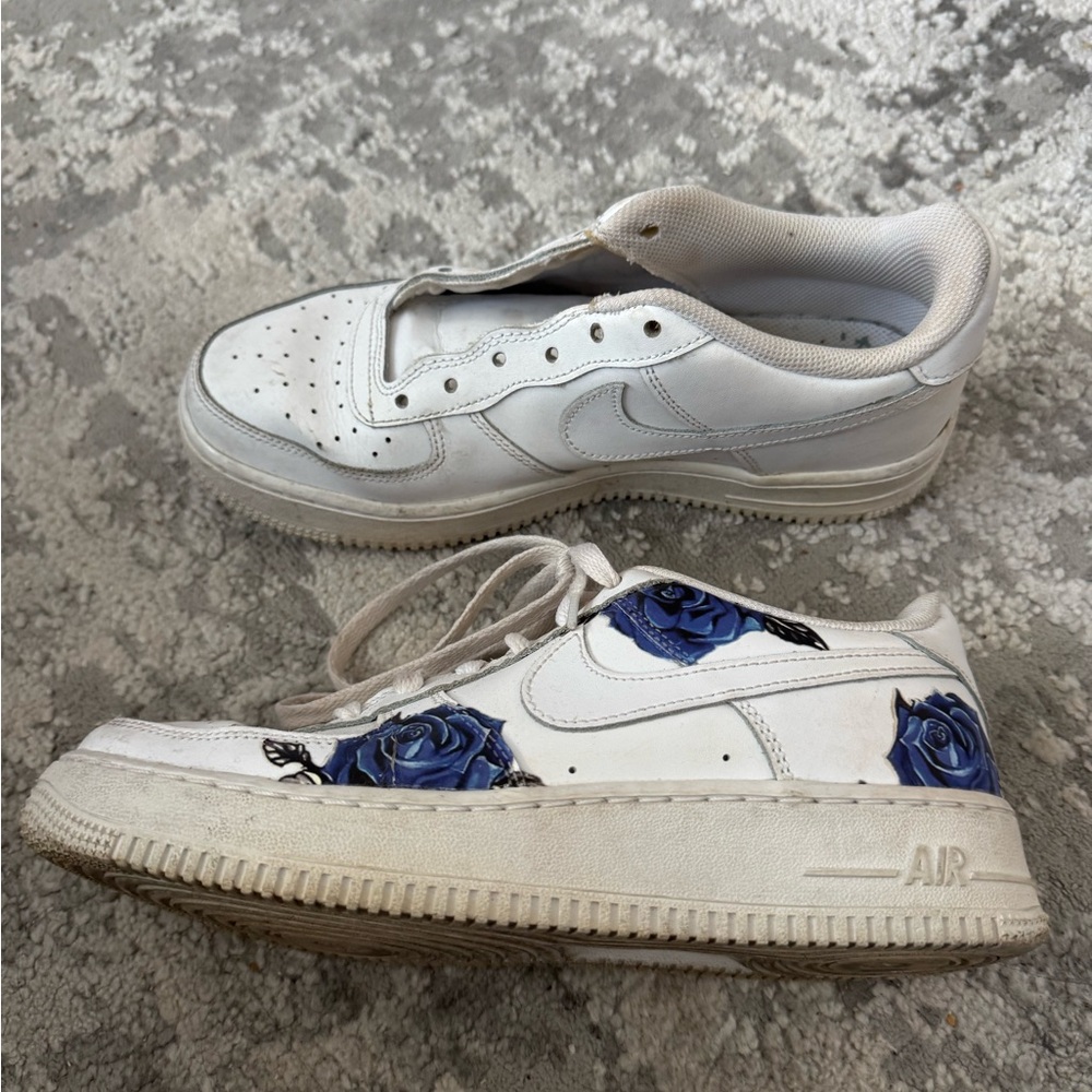 Air Force one with Blue Rose Design